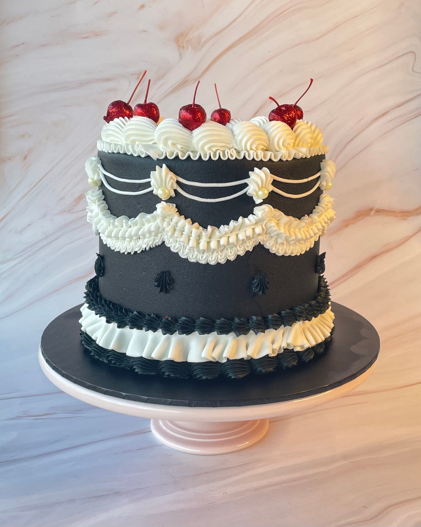 Load image into Gallery viewer, The Mistress Vintage Cake
