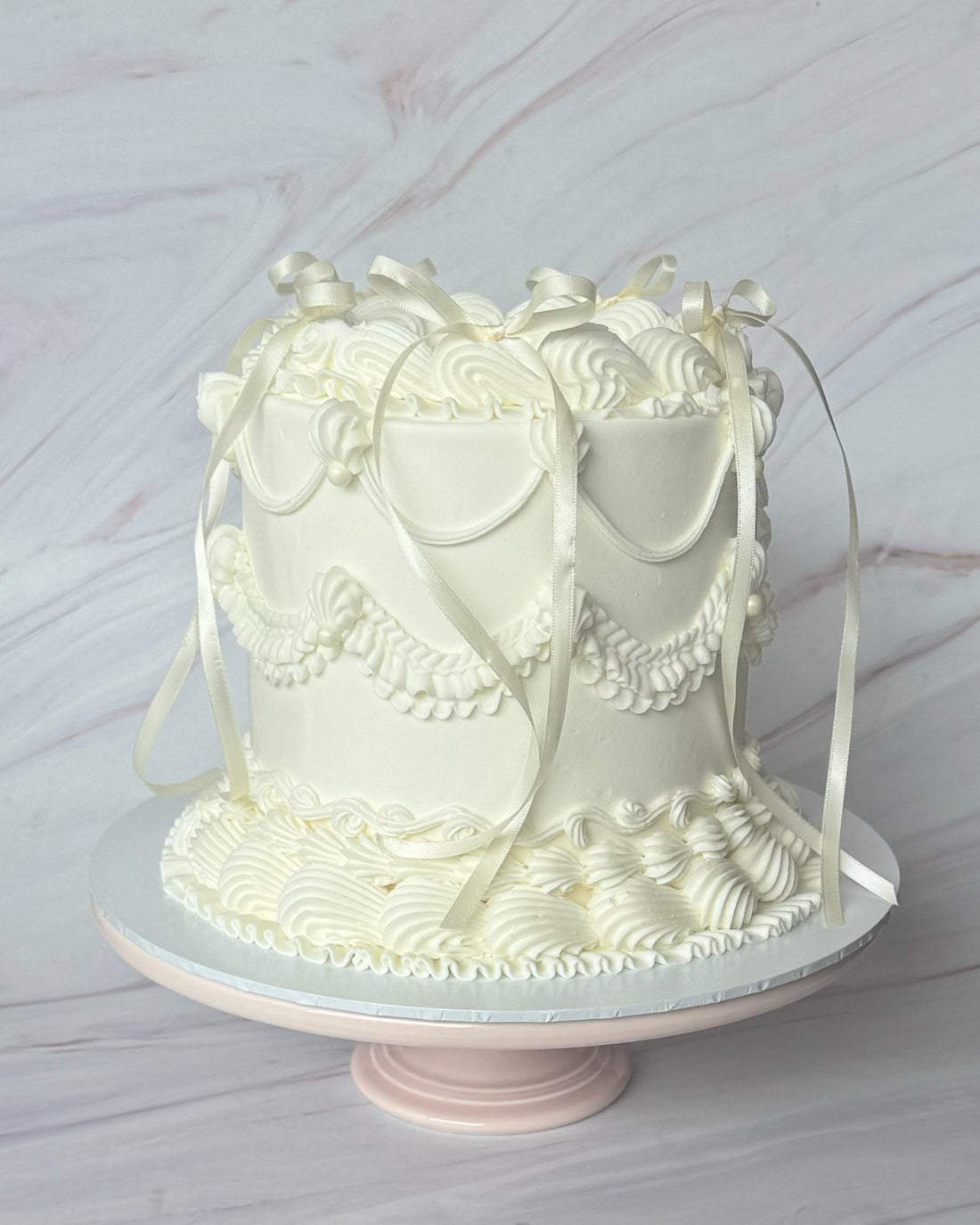 Fancy Ribbon Vintage Cake - Flour Lane
