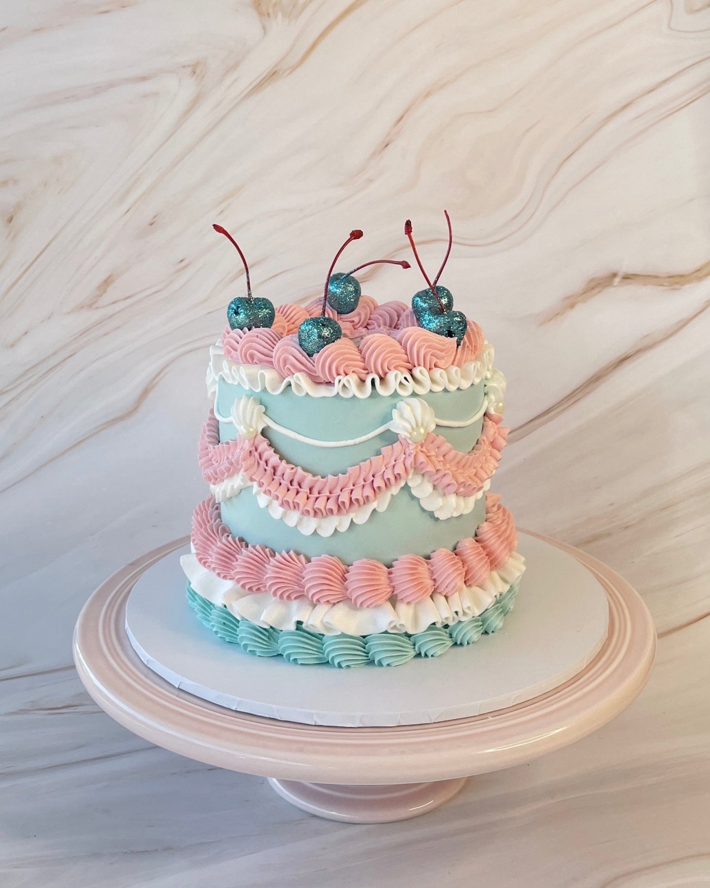 The Diamond Vintage Cake - Flour Lane